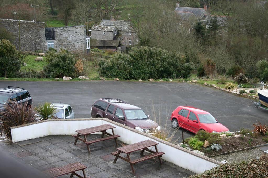 The Wootons Inn Tintagel Zewnętrze zdjęcie